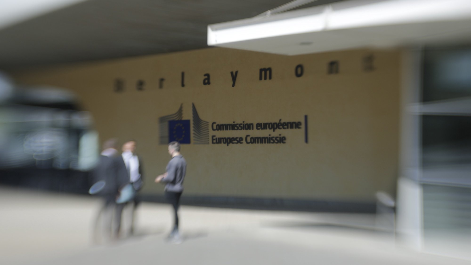 epa09911744 Picture made with Lensbaby of the European Commission headquarters called Berlaymont in Brussels, Belgium, 27 April 2022  EPA/OLIVIER HOSLET / POOL