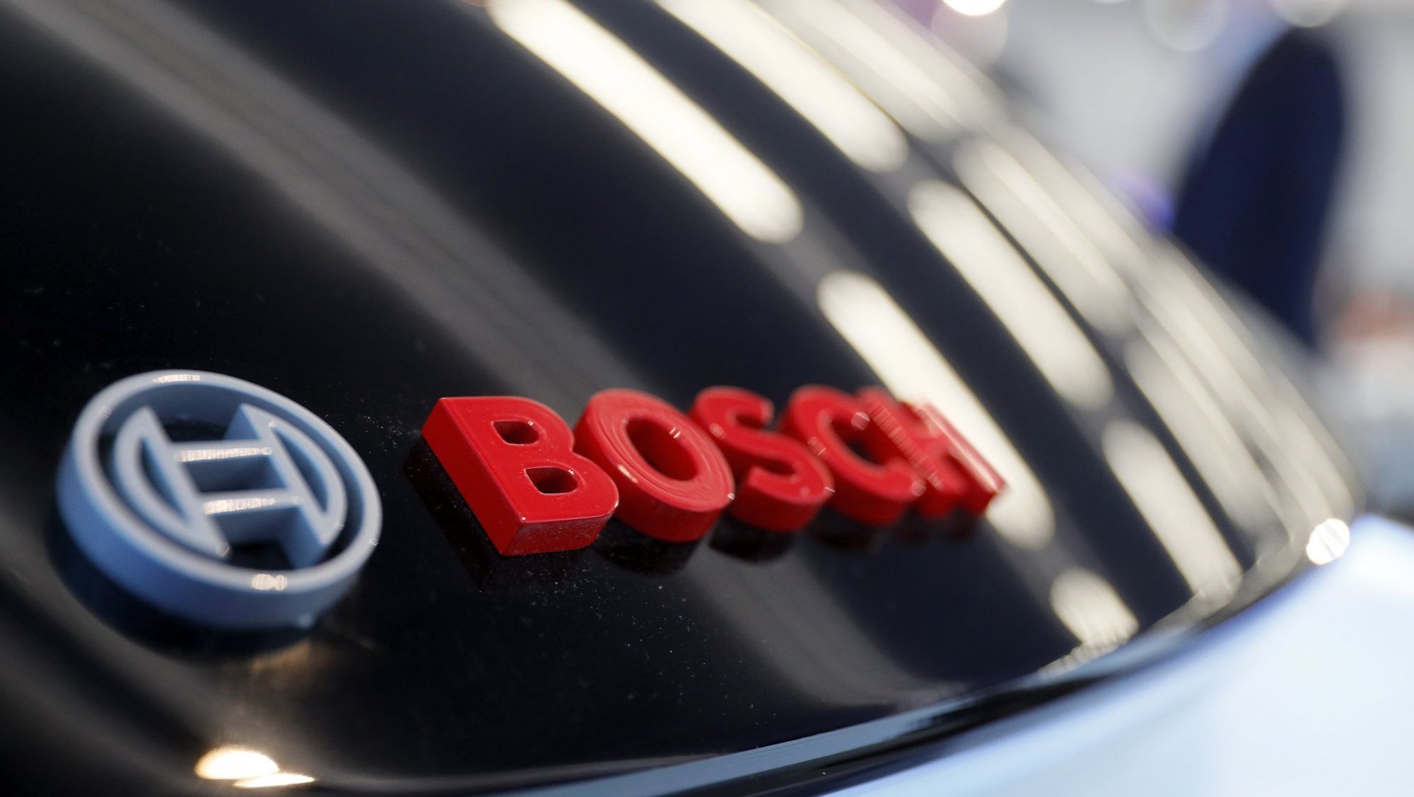 A Bosch conta com 3 carros descaracterizados, em Braga, onde faz testes. A cidade é uma das &quot;chamadas zonas tecnológicas portuguesas&quot;
