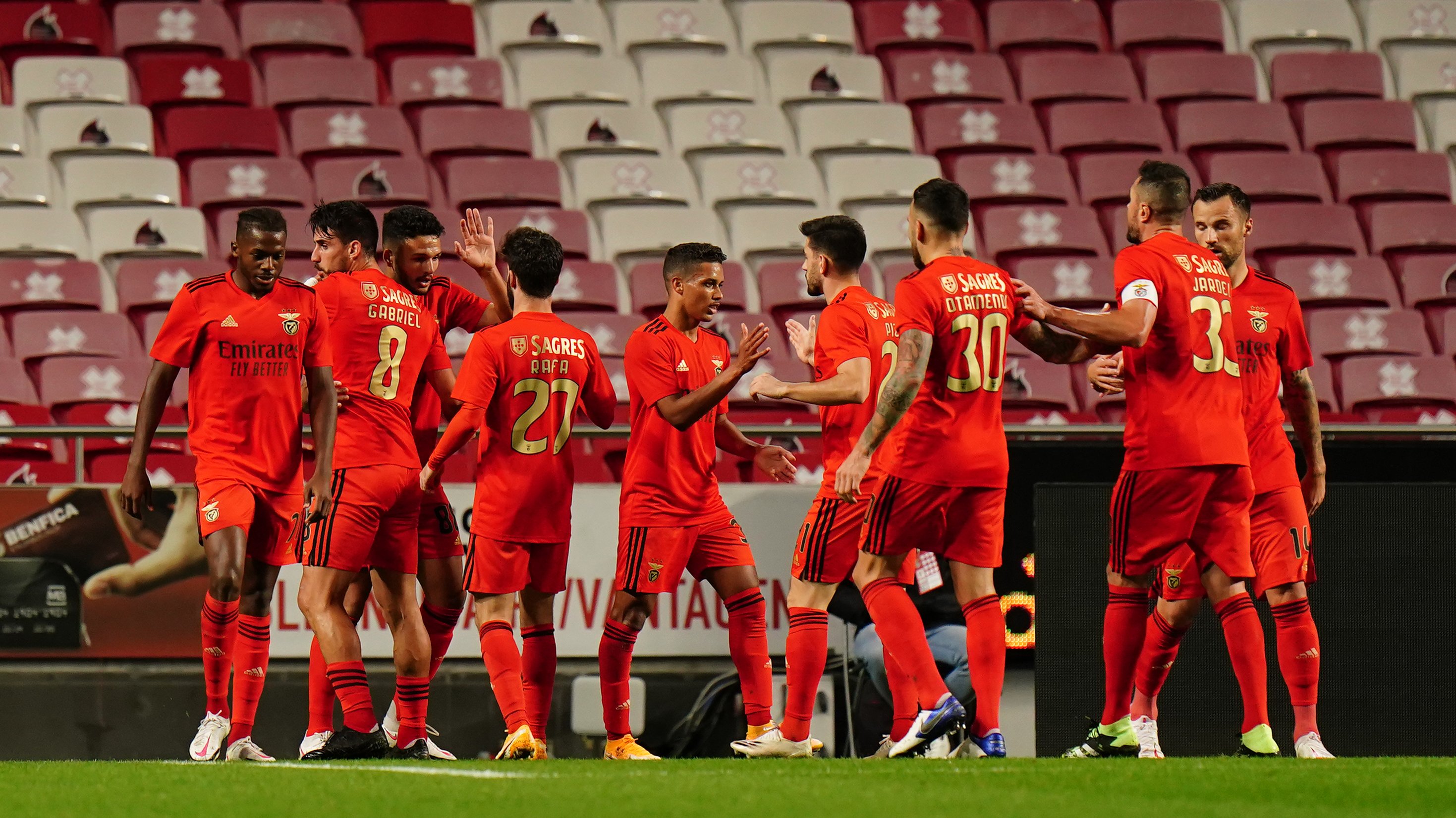 Gonçalo Ramos, Pizzi e Seferovic marcaram três golos em cinco minutos ainda no quarto de hora inicial e &quot;decidiram&quot; o encontro para o Benfica