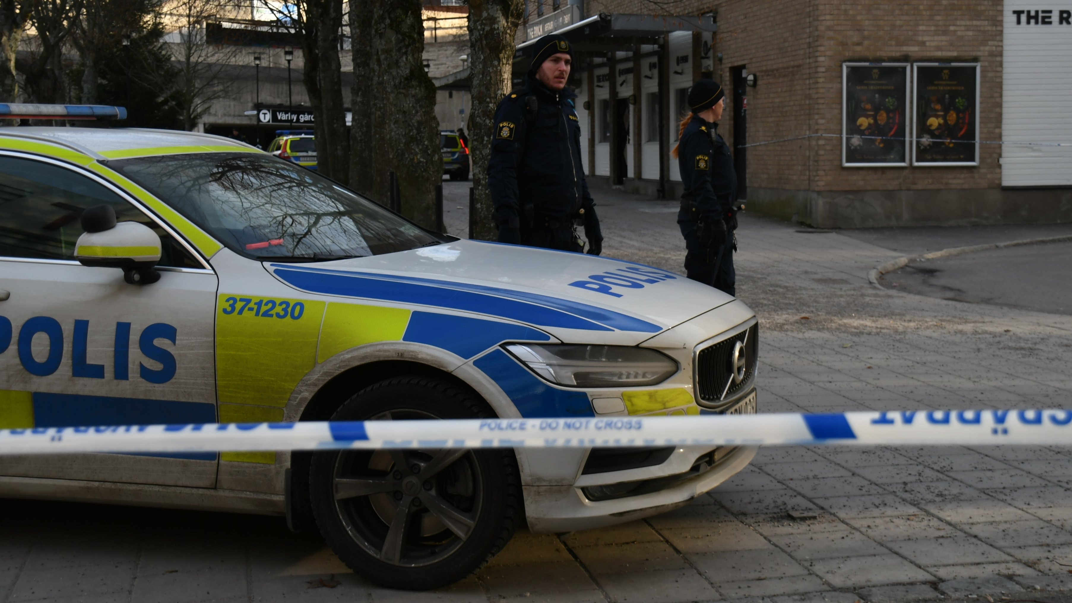 Explosion hits metro station in Stockholm&#039;s Huddinge