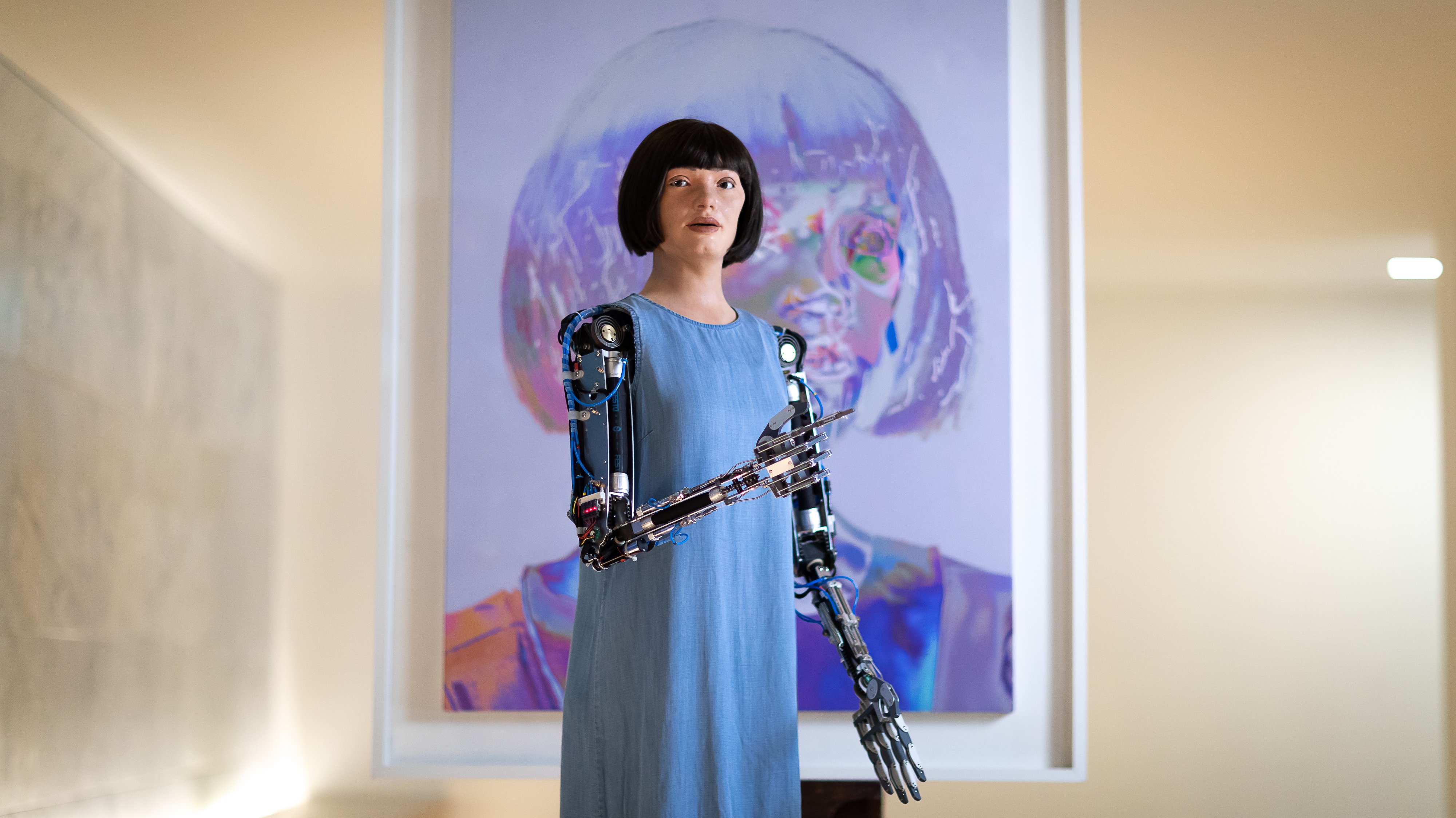&quot;AI-DA: The World&#039;s First Robot Artist&quot; At The Design Museum - Press View