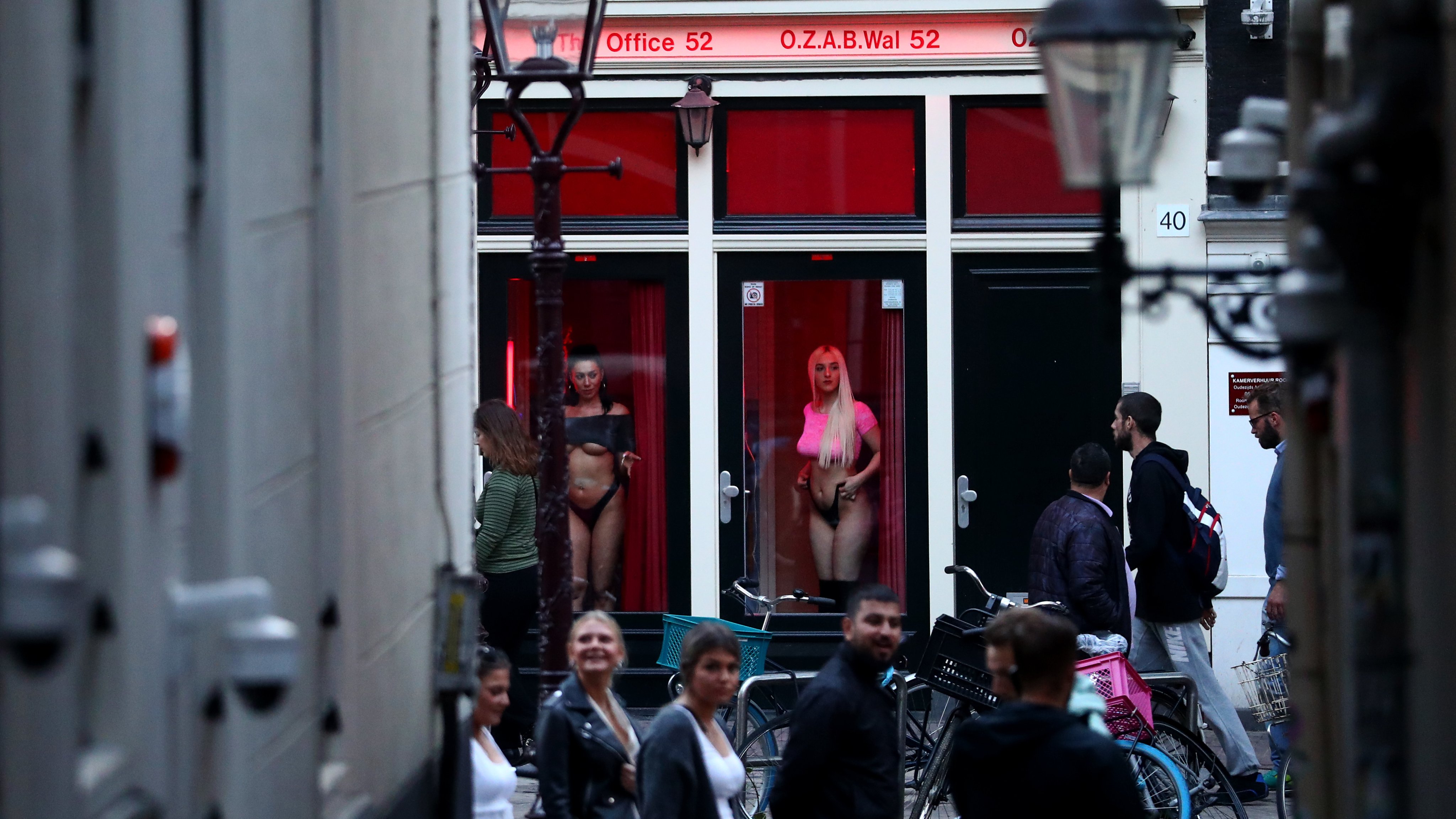 Amsterdam&#039;s Red Light District Reopens After Coronavirus Lockdown