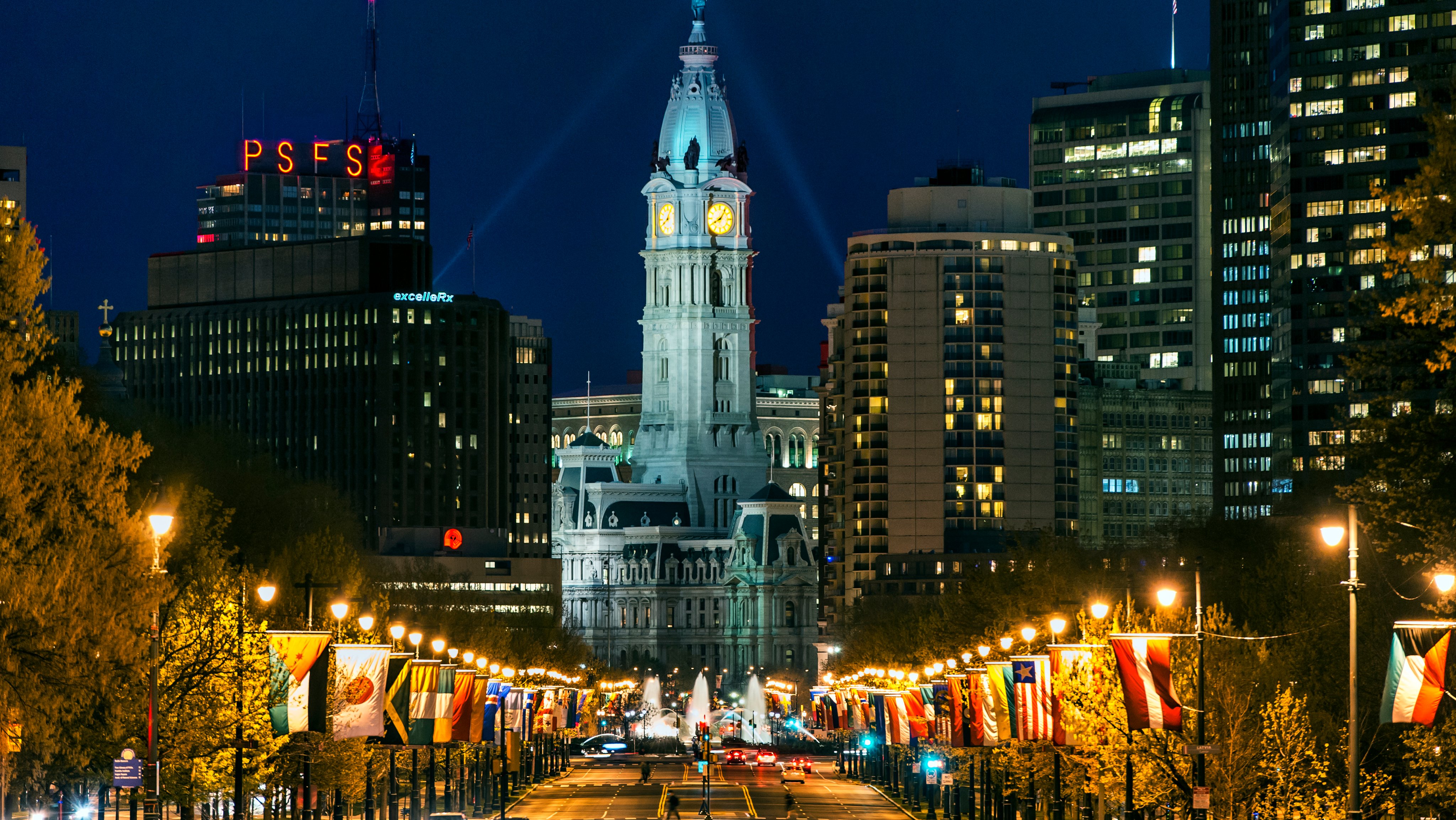 Ben Franklin Parkway and City Hall