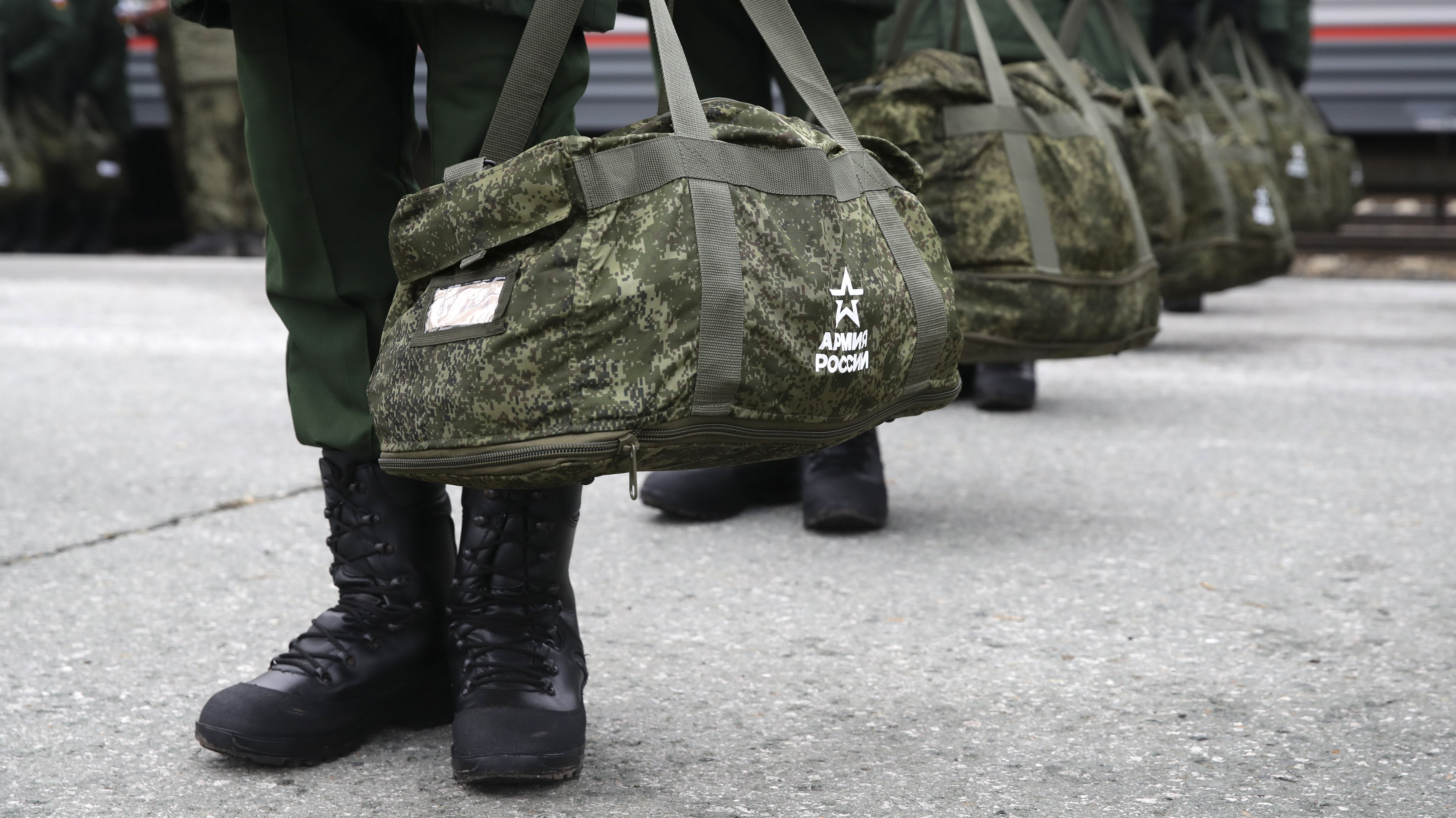 Russian conscripts depart from Novosibirsk for military service