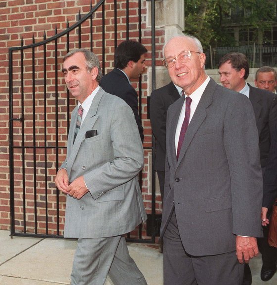 WASHINGTON, DC - SEPTEMBER 19:  German Finance Minister Theo Waigel (L) and President of Germany's Bundesbank Helmut Schlesinger (R) shown in a photo dated 19 September 1992 leaving Dumbarton House in Washington following the Group of Seven economic ministers meeting..  (Photo credit should read JENNIFER LAW/AFP/Getty Images)