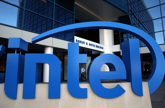 SANTA CLARA, CA - JANUARY 16: The Intel logo is displayed outside of the Intel headquarters on January 16, 2014 in Santa Clara, California. Intel will report fourth quarter earnings after the closing bell. (Photo by Justin Sullivan/Getty Images)
