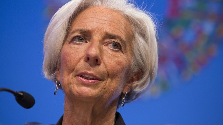 &quot;Sistema financeiro em Itália está sobrecarregado com dívidas de cobrança difícil&quot;, afirmou Christine Lagarde