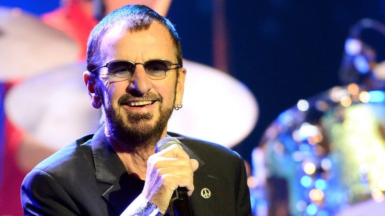 Ringo Starr tem 74 anos