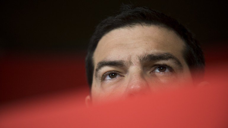 Acusação de Tsipras caiu mal nos Governos português e espanhol