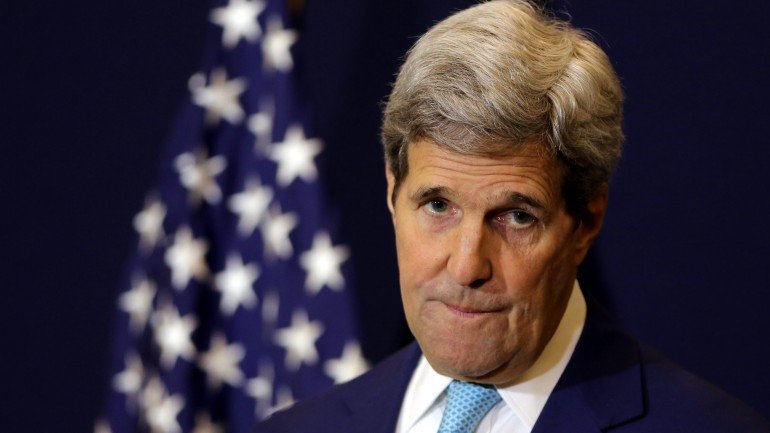 John Kerry falou aos jornalistas à margem de uma conferência económica internacional em Sharm el Sheik, no Egito