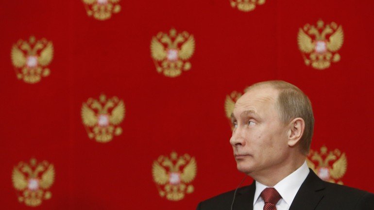 Vladimir Putin tem cancelado a presença em encontros e reuniões desde 5 de março