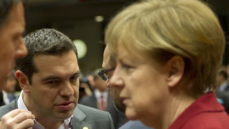 &quot;Esqueçam os compromissos do governo anterior. Não haverá medidas de austeridade&quot;, diz Alexis Tsipras.