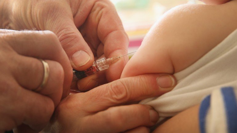 Pais e médicos devem decidir em conjunto sobre as vacinas facultativas