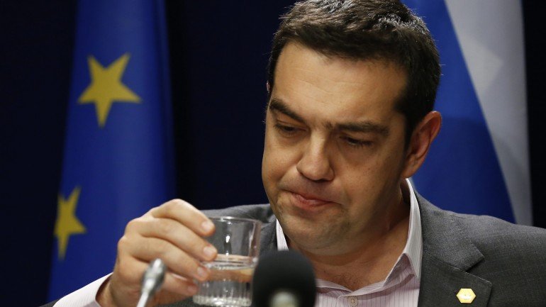 Alex Tsipras já teve de engolir algumas das exigências europeias à Grécia