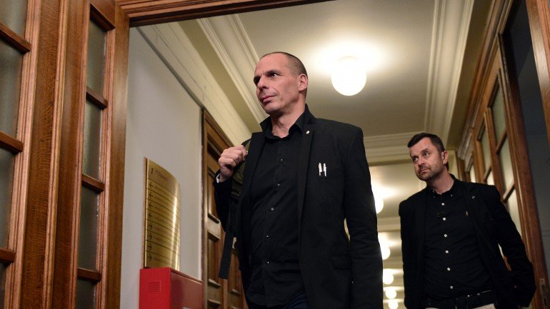 Yanis Varoufakis: com reestruturação da dívida não será necessário terceiro resgate