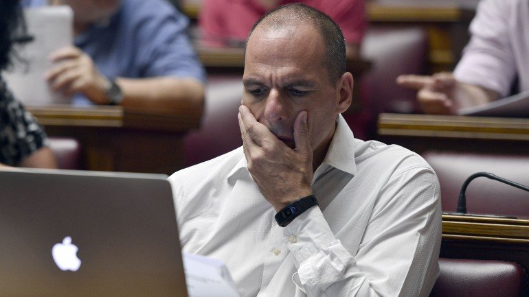 Yanis Varoufakis deixou o Governo grego um dia depois do referendo