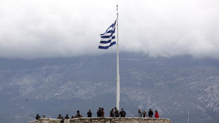 A Bolsa de Atenas encerrou a 26 de junho, antes de Alexis Tsipras anunciar o referendo