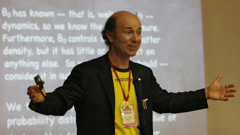 Frank Wilczek, vencedor do prémio Nobel em Física em 2004, é um dos nomes que integra o documento