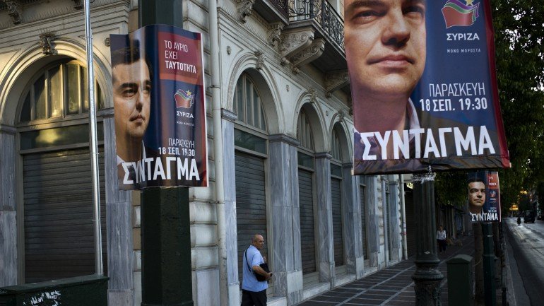 Os gregos vão às urnas este domingo pela terceira vez em nove meses