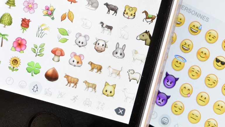 Se não souber por onde passear, já sabe: sinta e use, como sempre, os familiares emoji.