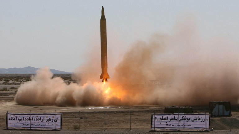 Os testes de mísseis balísticos do Irão são proibidos nos termos da Resolução 1929 do Conselho de Segurança que data de 2010