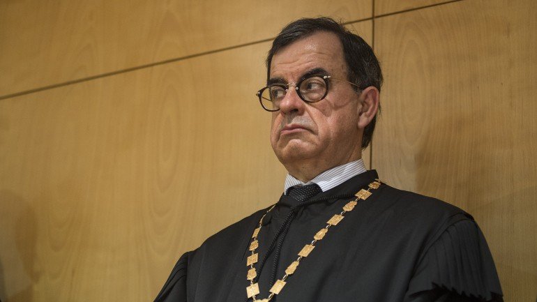 Guilherme d'Oliveira Martins sai do Tribunal de Contas, dez anos depois. Vai para a Gulbenkian