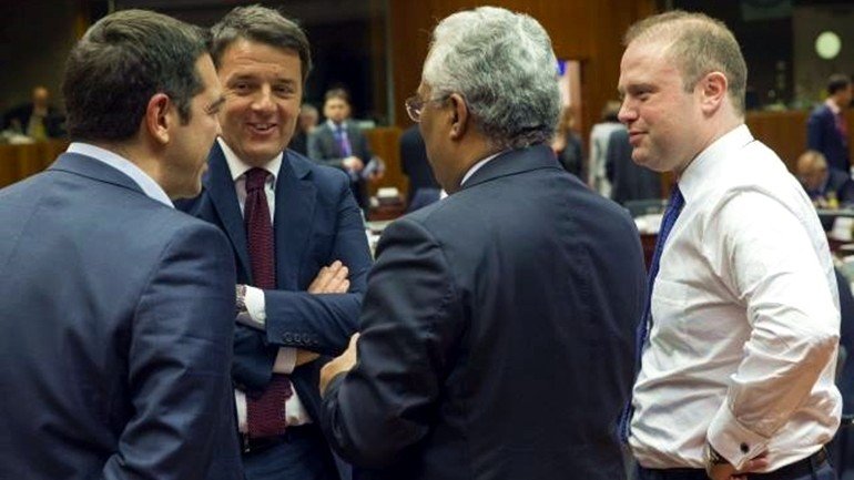 Costa esteve com Renzi e Tsipras na cimeira entre a UE e a Turquia