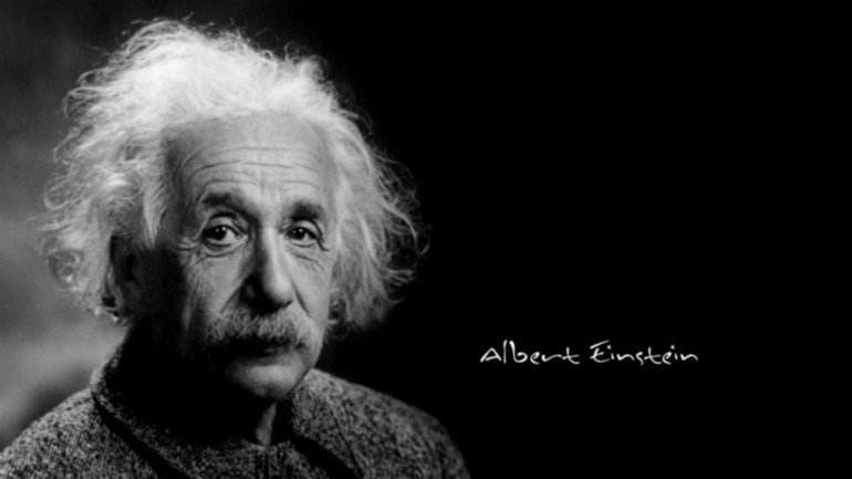 Albert Einstein apresentou fórmula matemática da teoria da relatividade a 25 de novembro de 1915.