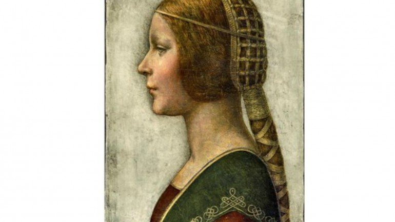 &quot;La Bella Principessa&quot; é atribuída a Leonardo da Vinci e retrata uma jovem mulher que pertencia, possivelmente, à corte do Duque de Milão, Ludovico Sforza, durante os anos 90 do século XV. Mas Shuan Greenhalg diz que pintou o quadro em 1978 inspirado por uma assistente de uma loja onde trabalhava.