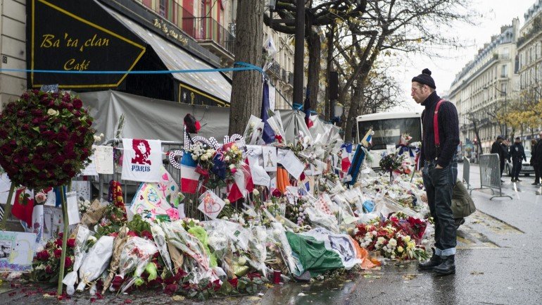 Os atentados de Paris, a 13 de novembro, fizeram 130 mortos