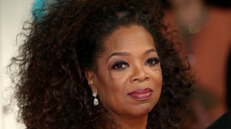 Oprah Winfrey tem 61 anos e muitas histórias para contar