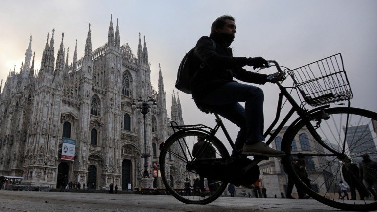 Milão esteve, este ano, 97 dias acima do índice aceitável de poluição
