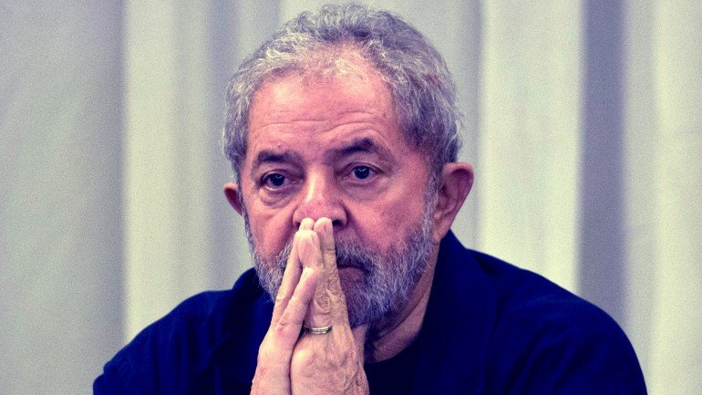 Lula da Silva foi impedido pela justiça brasileira de assumir o ministério da Casa Civil