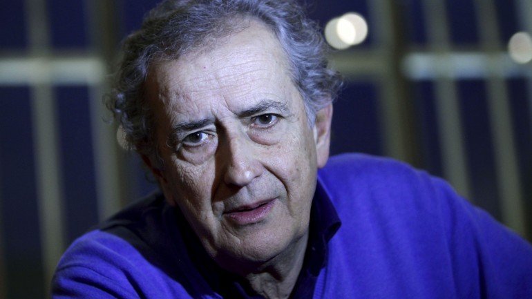 O realizador António-Pedro Vasconcelos é um dos signatários da carta de apoio à SECA