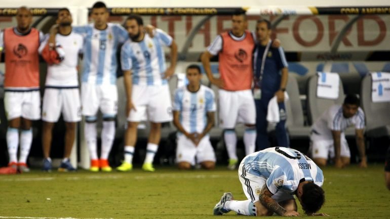 O internacional argentino falhou o penalti na final da competição que terminou este domingo