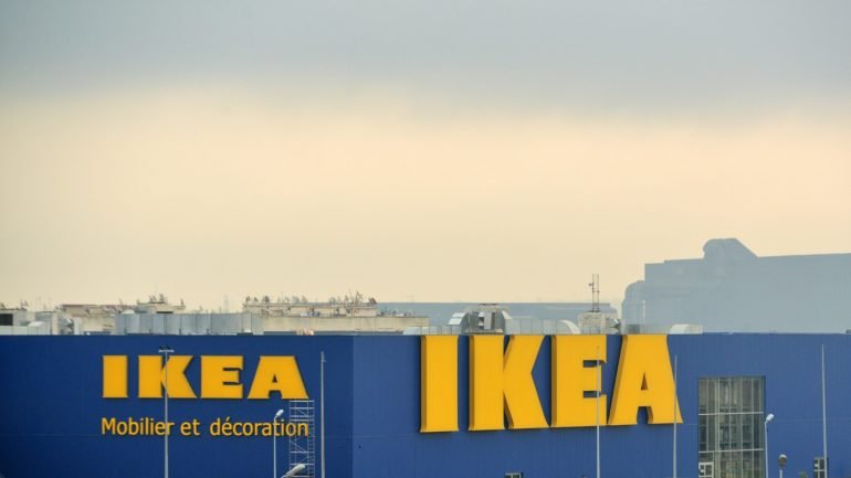 O grupo sueco informou que foram comunicadas seis mortes nos últimos 13 anos envolvendo cómodas do Ikea, todas nos EUA, incluindo desde 2014