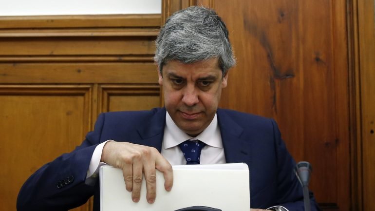 Hugo Soares, vice-presidente da bancada parlamentar do PSD acusa Mário Centeno de &quot;criar ilusões&quot;