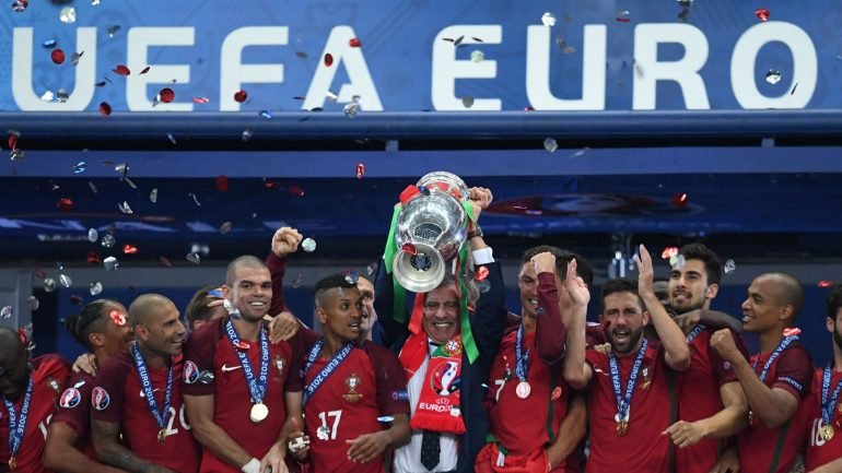 Portugal venceu a final do Euro 2016 com um golo de Éder
