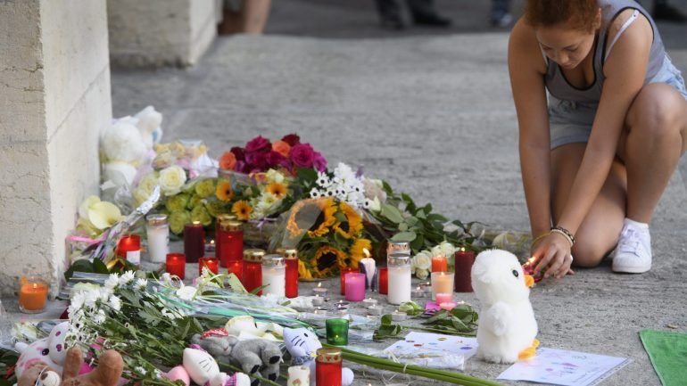 Memorial às vítimas do atentado em Nice