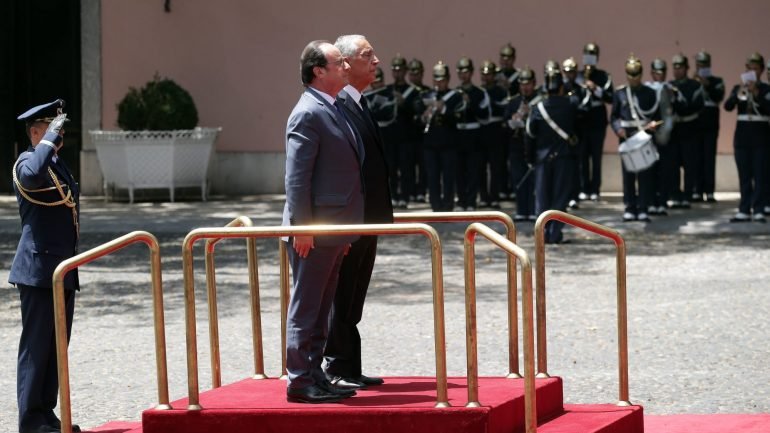 François Hollande, chegou ao Palácio de Belém 45 minutos mais tarde do que o previsto