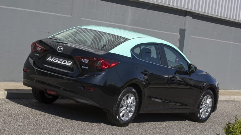 O Mazda3 destinado ao mercado dos táxis custa 20.315€, preço chave na mão