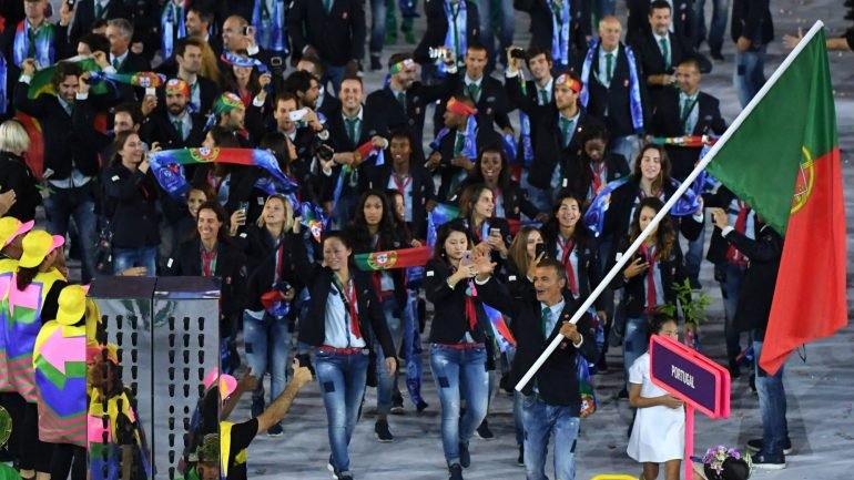 A delegação portuguesa é formada por 92 atletas no Rio de Janeiro