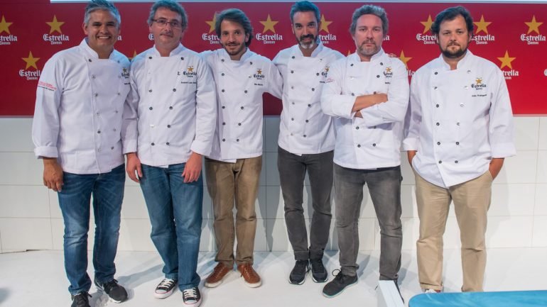 Da esquerda para a direita, os chefs-oradores: Nandu Jubany, Andoni Luis Aduriz, Kiko Martins, Henrique Sá Pessoa, Albert Adrià e João Rodrigues.