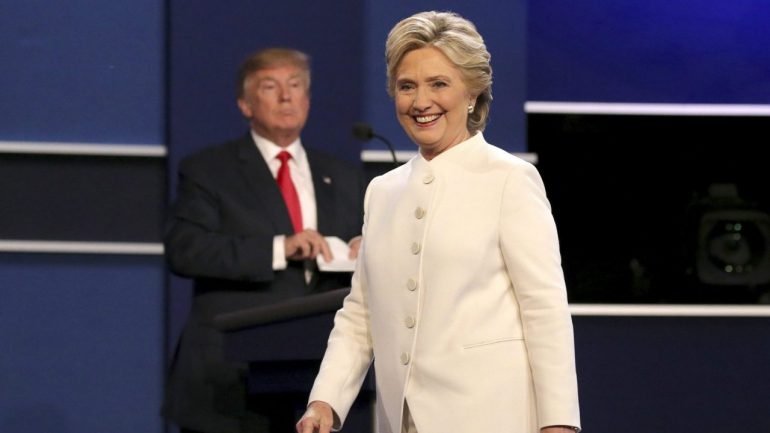 No segundo debate presidencial, Donald Trump prometeu que ia pedir ao seu procurador-geral para que Hillary Clinton fosse alvo de investigação