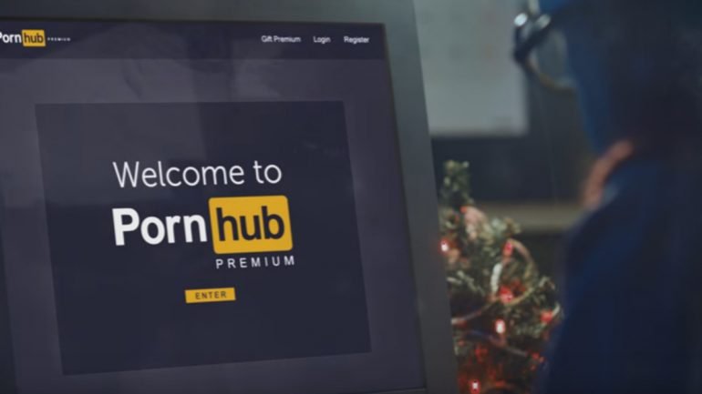 A Pornhub lançou o anúncio publicitário de natal onde a solidão é o tema principal