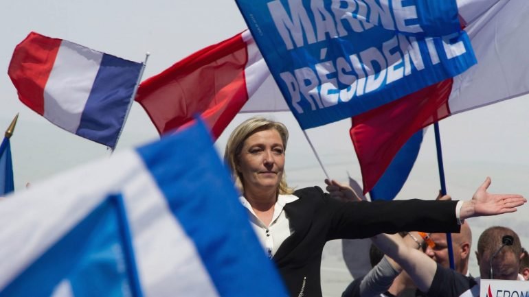 Marine Le Pen é líder da Frente Nacional, um partido anti-imigração