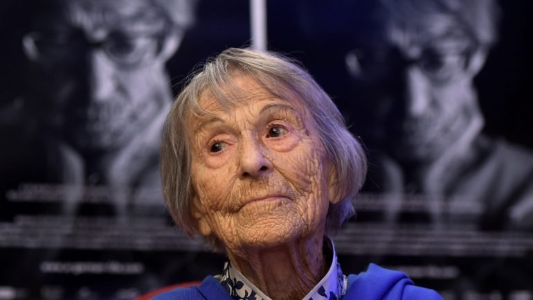 Brunhilde Pomsel era uma das últimas sobreviventes do staff da hierarquia nazi, tendo ficado conhecida só com a estreia do documentário &quot;A German Life&quot;