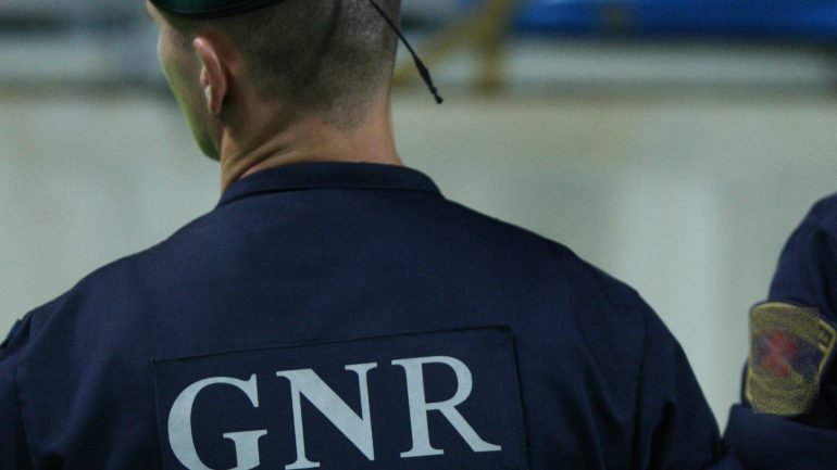 Em 12 horas a GNR deteve 44 pessoas, em operações em todo o país
