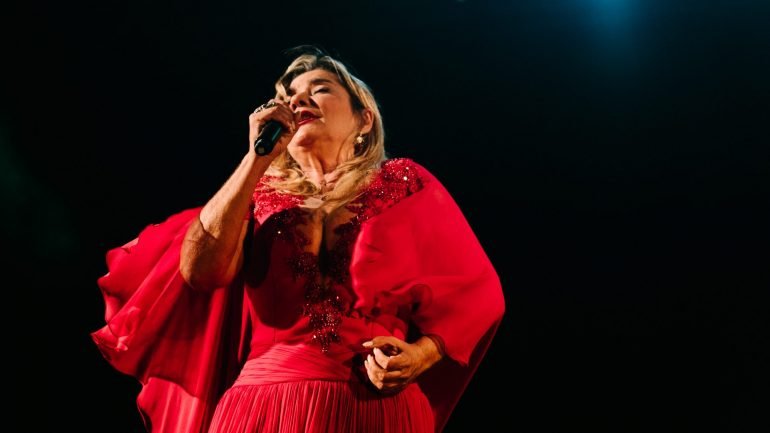 Marina Mota atuou no palco principal do festival