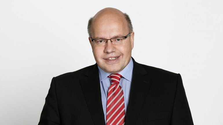Peter Altmaier é um político alemão, visto como um dos conselheiros mais próximos de Merkel.